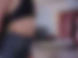 Live cam show with Mia-Oceann - Sexwebcam on AdultVida.com