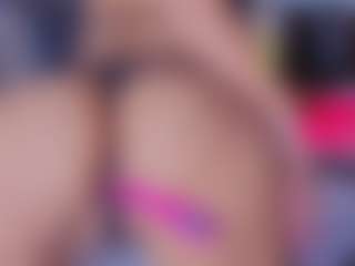Mia-Oceann's Live Sex Cam Show