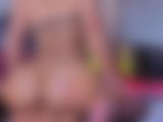 Mia-Oceann's Live Sex Cam Show