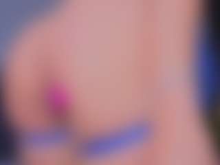 Mia-Oceann's Live Sex Cam Show