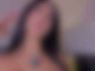 Mia-Oceann's Live Sex Cam Show