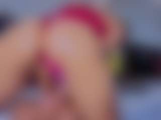 Mia-Oceann's Live Sex Cam Show