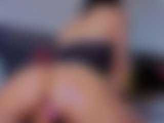 Mia-Oceann's Live Sex Cam Show