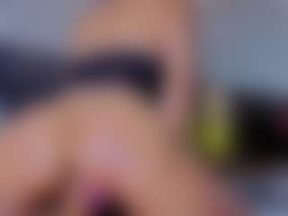 Mia-Oceann's Live Sex Cam Show