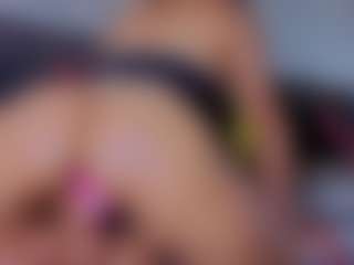 Mia-Oceann's Live Sex Cam Show