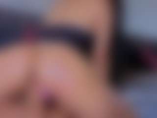 Mia-Oceann's Live Sex Cam Show