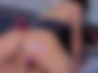 Mia-Oceann's Live Sex Cam Show