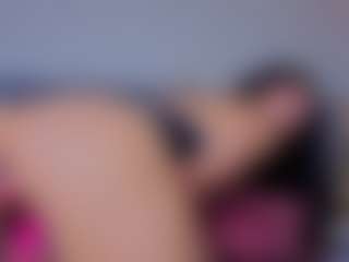 Mia-Oceann's Live Sex Cam Show
