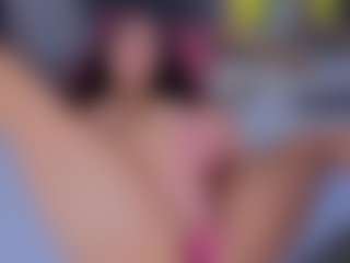 Mia-Oceann's Live Sex Cam Show