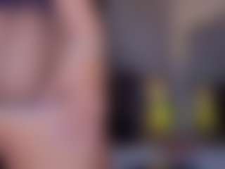 Mia-Oceann's Live Sex Cam Show