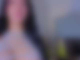 Live cam show with Mia-Oceann - Anal on Camsoda