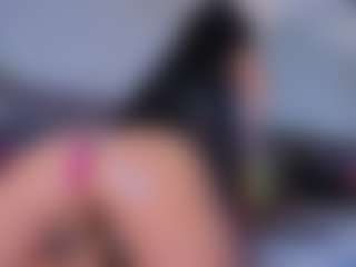 Mia-Oceann's Live Sex Cam Show
