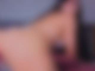 Mia-Oceann's Live Sex Cam Show