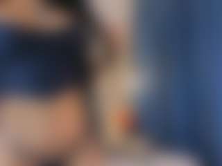 Mia-Oceann's Live Sex Cam Show