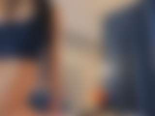 Mia-Oceann's Live Sex Cam Show