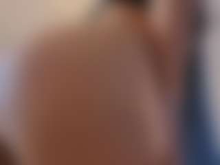 Mia-Oceann's Live Sex Cam Show