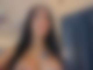 Mia-Oceann's Live Sex Cam Show
