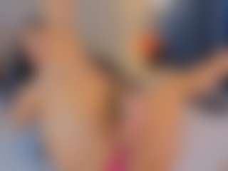 Mia-Oceann's Live Sex Cam Show
