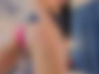 Mia-Oceann's Live Sex Cam Show