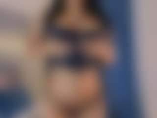 Mia-Oceann's Live Sex Cam Show