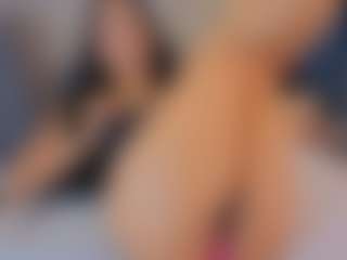 Mia-Oceann's Live Sex Cam Show