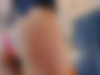 Mia-Oceann's Live Sex Cam Show