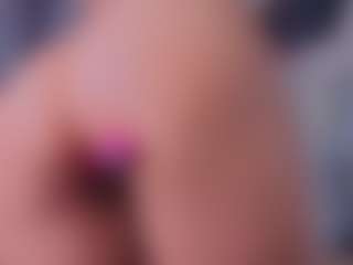 Mia-Oceann's Live Sex Cam Show
