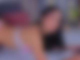Mia-Oceann's Live Sex Cam Show