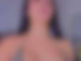 Mia-Oceann's Live Sex Cam Show