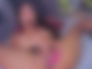 Mia-Oceann's Live Sex Cam Show