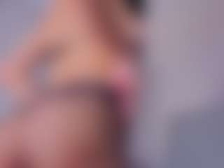 Mia-Oceann's Live Sex Cam Show
