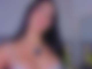 Mia-Oceann's Live Sex Cam Show