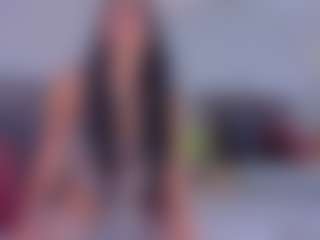 Mia-Oceann's Live Sex Cam Show