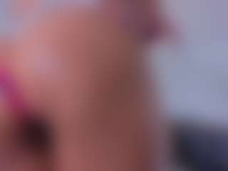 Mia-Oceann's Live Sex Cam Show