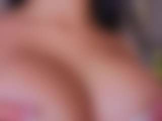 Mia-Oceann's Live Sex Cam Show