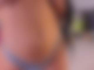 Mia-Oceann's Live Sex Cam Show