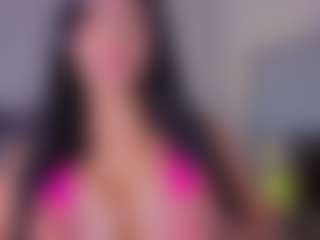 Mia-Oceann's Live Sex Cam Show