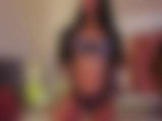 Mia-Oceann's Live Sex Cam Show