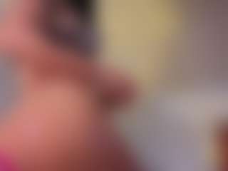 Mia-Oceann's Live Sex Cam Show