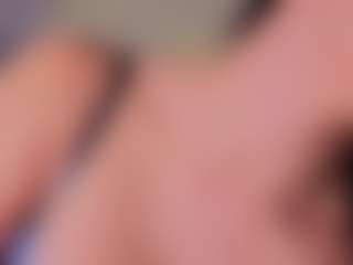 Mia-Oceann's Live Sex Cam Show