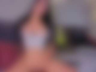 Mia-Oceann's Live Sex Cam Show