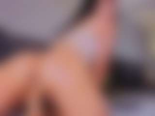 Mia-Oceann's Live Sex Cam Show