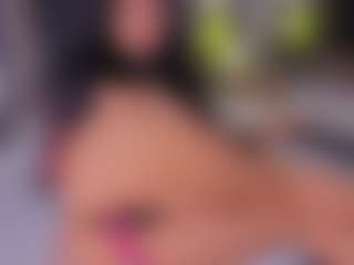 Mia-Oceann's Live Sex Cam Show