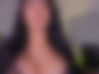 Mia-Oceann's Live Sex Cam Show