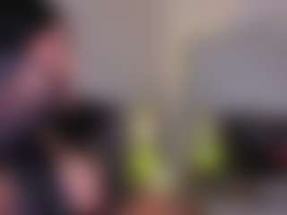 Mia-Oceann's Live Sex Cam Show