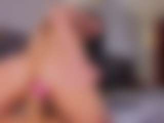 Mia-Oceann's Live Sex Cam Show