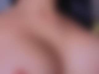 Live cam show with Mia-Oceann - Athletic Tease on liverealitysex.com