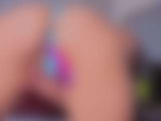 Mia-Oceann's Live Sex Cam Show