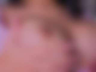 Mia-Oceann's Live Sex Cam Show