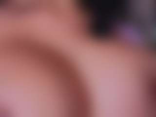 Mia-Oceann's Live Sex Cam Show